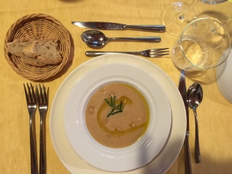 Zolfini bean soup with Casamora oil