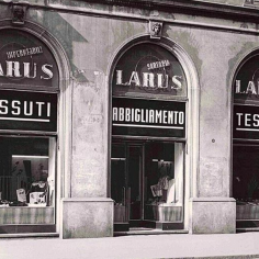 Guglielmo's grandfather's store, 1922, on Via Manzoni